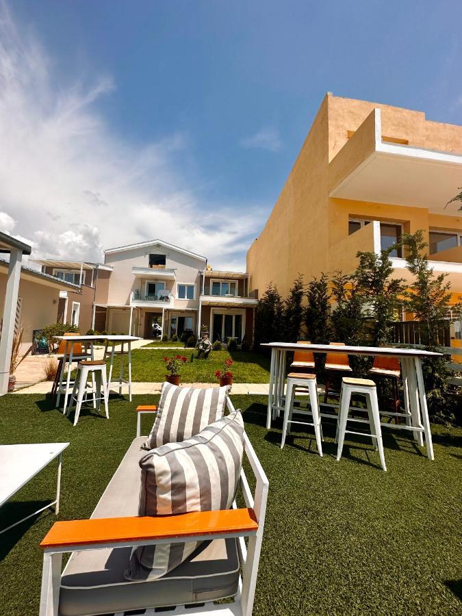 Crystal Blue Apartment Potos Exterior photo